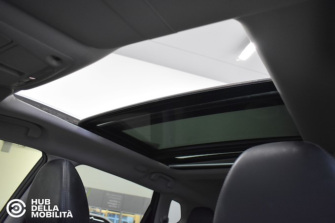 NISSAN X-Trail 1.6 dCi 4WD Tekna